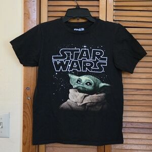 EUC Star Wars Kids Yoda Graphic Tee Shirt Size Large